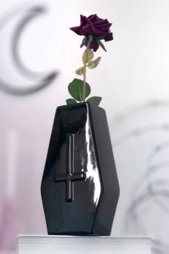 Coffin Large Vase | One Size / Black / 100% Ceramic