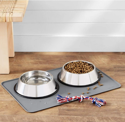 Dog Food Mat / Tapete de silicona para comida y tazón de agua para mascotas, 61 x 41 cm, Gris, Liso - Gris - 61 x 41 cm