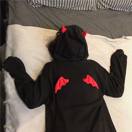 Devil Horns Oversized Hoodie | L / Black