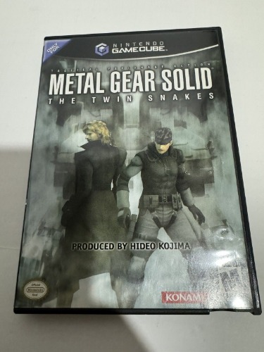 Metal Gear Solid: The Twin Snakes - Nintendo GameCube Black Label CIB NM Disks