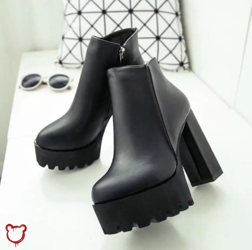 Gothic Black Boots - Black / 6