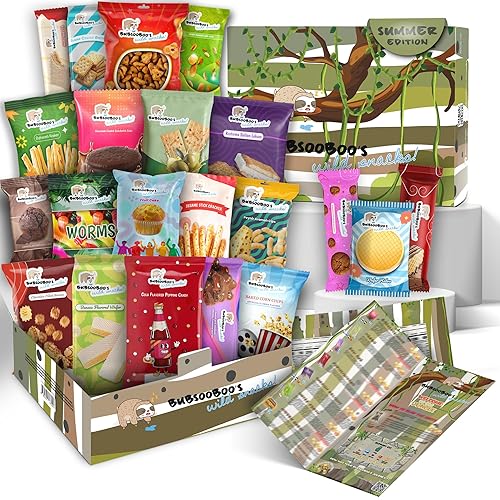 Maxi Snack Box | Extraordinary Present for Special Moments | Multipack Hamper Gift of Sweet Candy | American Alike Old Fashioned Retro Turkish Treats | Green Jungle Themed Box | 21 Full-Size Snacks - Maxi Green