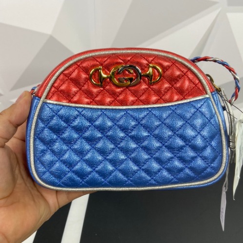 Gucci Trapuntata camera shoulder bag blue red silver