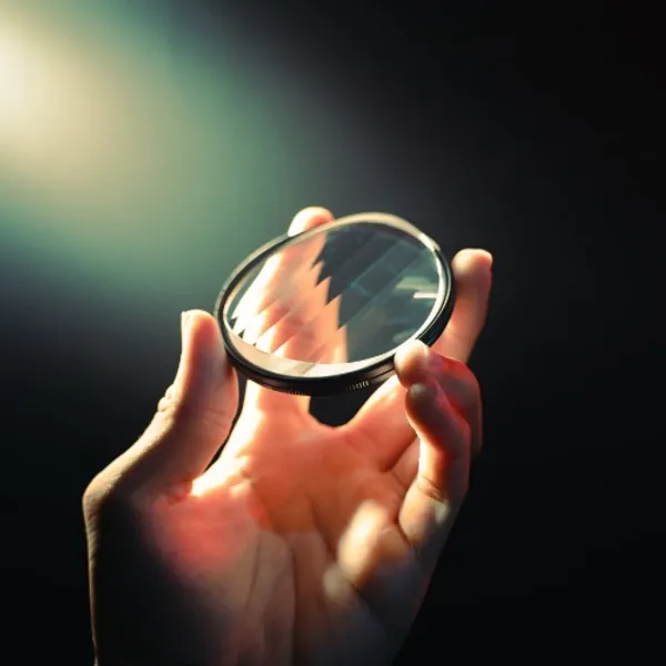 Linear Prism FX Filter | 77MM (BACKORDER)