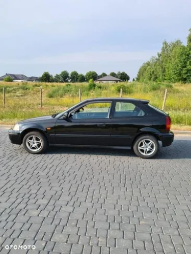 Używane Honda Civic - 3 900 PLN, 263 540 km, 1996  - otomoto.pl
