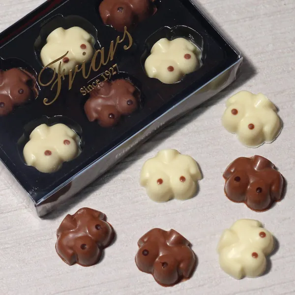 Friars Edible Breast Shaped Chocolate - 90g | 6 Special Carved White & Milk Chocolates | Unusual, Funny Valentine's Present for Boyfriend, Girlfriend & Husband | Novelty Gift for Vegetarians