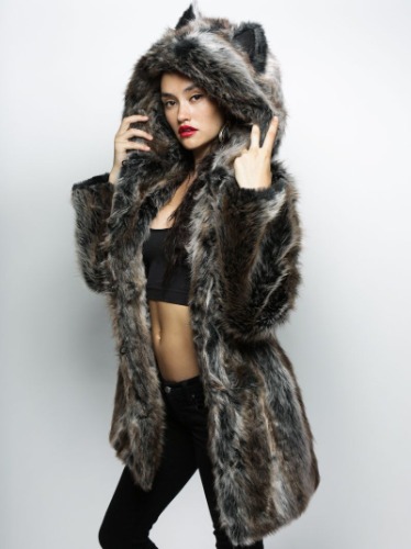 Grey Wolf Classic Faux Fur Coat | Women's | M / Grey