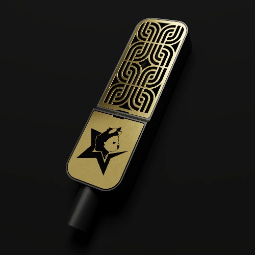 Custom *ITSUNE* Themed Microphone