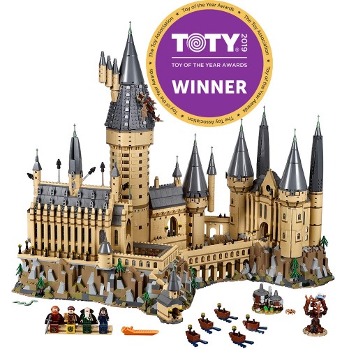 LEGO Harry Potter Hogwarts Castle 71043 Model, Big Collectable Set with The Great Hall, Sword of Gryffindor, Chamber of Secrets, Hut of Hagrid, Whomping Willow Tree, Includes 27 Minifigures - Standard