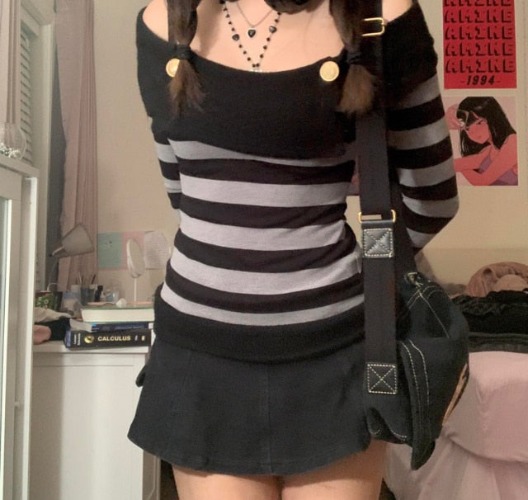 'Hometown' Grey Grunge Striped Long Sleeve Top - gray / M