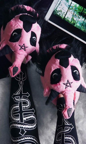 Dark Lord [Bubblegum] | SLIPPERS" | MEDIUM/LARGE
