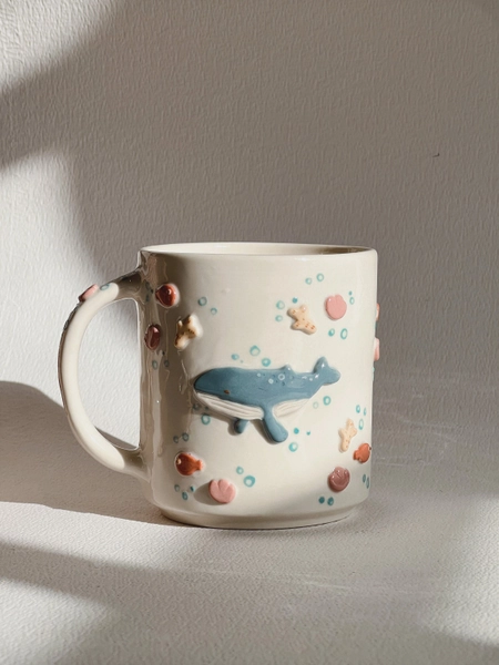 Humpback whale cup