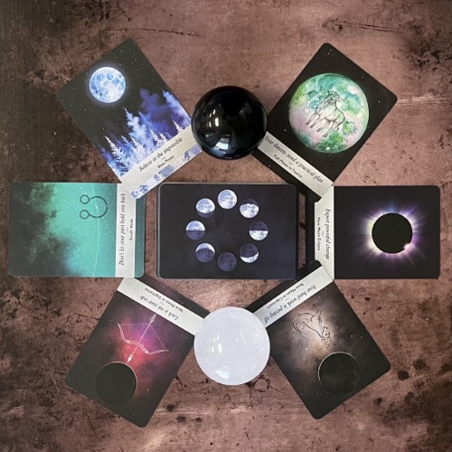 Moonology Oracle Cards by Yasmin Boland | Default Title