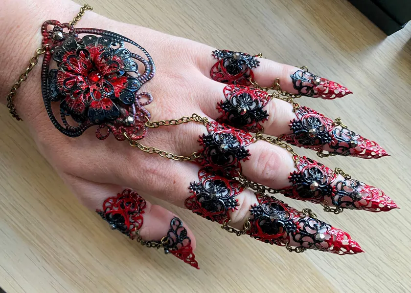 Gothic Claw Rings