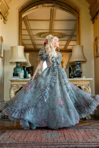 Plains of Elysium Duchess Gown | L / Green