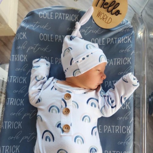 Brooks' Blue Rainbows Newborn Baby Knot Gown & Hat Set | Default Title