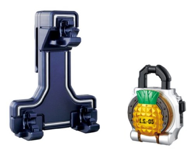 Kamen Rider Gaim DX Lock Seed Holder & Pine Lock Seed