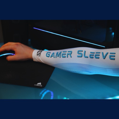 White-Out - Large / "Gamer Sleeve" on arm