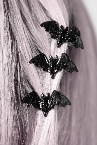 Wing It Hair Claws | One Size / Black / 95% Plastic 5% Iron