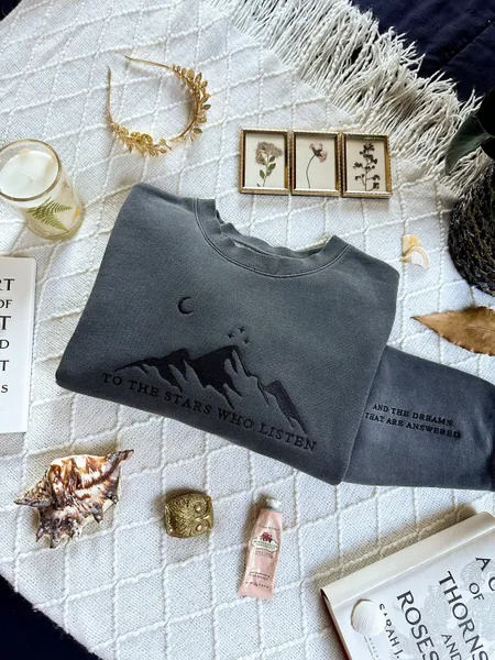 OFFICIALLY LICENSED ACOTAR Black Embroidered Sweatshirt Stars Acotar Merch Acotar Sweatshirt Velaris Sweatshirt Acotar Shirt Sjm Merch Maas