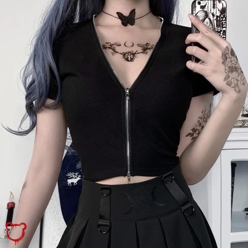 Crimson Goth Zipper V-Neck Top - short sleeve black / S
