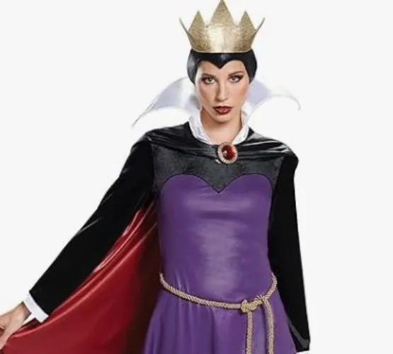 Evil Queen Cosplay from Snow White