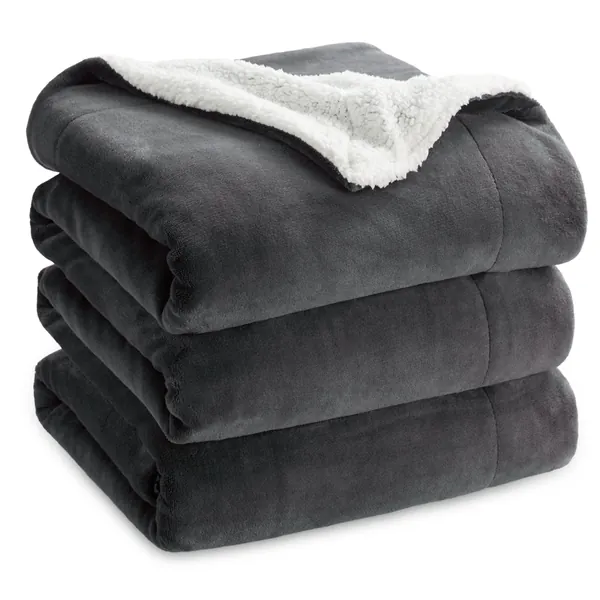 Bedsure Sherpa Fleece Blanket King Size - Fluffy Microfiber Solid Blankets for Bed Large Throw, Dark Grey, 230x270cm