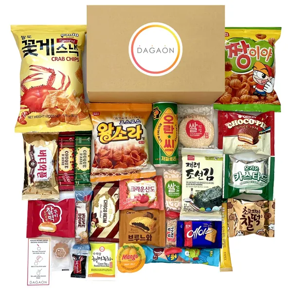 Dagaon Favorite Korean Snack Box 24 Count - Appetizing Gift and Care Package for any occasions and everyone. Variety of Korean Treats Including Top Picked Chips, Biscuits, Cookies, Pies, Candies. - 