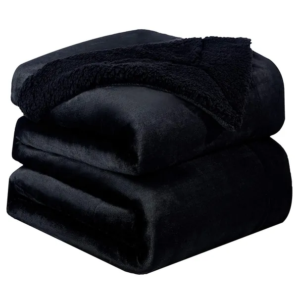 Snuggly blanket in black.