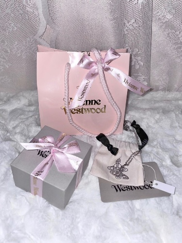 vivienne jewellery set ♡ 