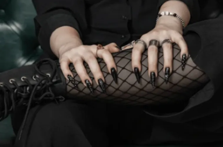 Pay for Jane's Nails