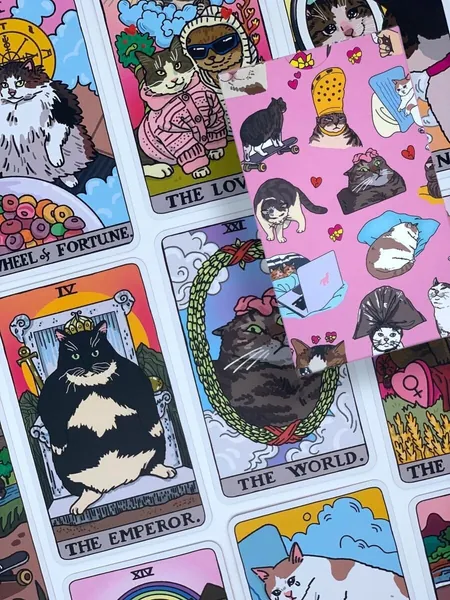 Cat Meme Tarot | Unique Indie Tarot Deck for Beginners Major Arcana 22 Tarot | Lovely Kitten | Hand Drawn | Japanese Manga Style | Pink Cute
