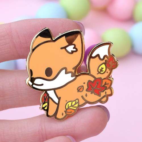 Fall Leave Fox Pin