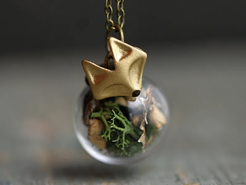FOREST FOX Necklace. Handgilded fox head. Glass orb with real moss and tree bark. Bronze necklace. Gift for her.