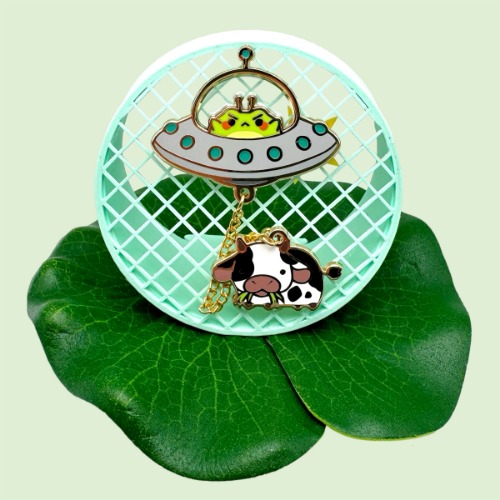 Alien Froggy Pin - A Grade