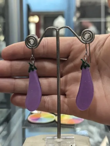 Eggplant earings