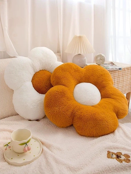 Cute Flower Shaped Pillow