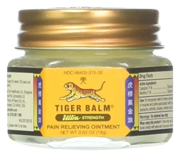 Tiger Balm Ultra Strength Pain Relieving Ointment Non-Staining 18 gm - 0.63 Ounce (Pack of 1)