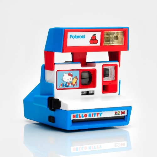 Polaroid x Hello Kitty 600 Camera - Multicolor
