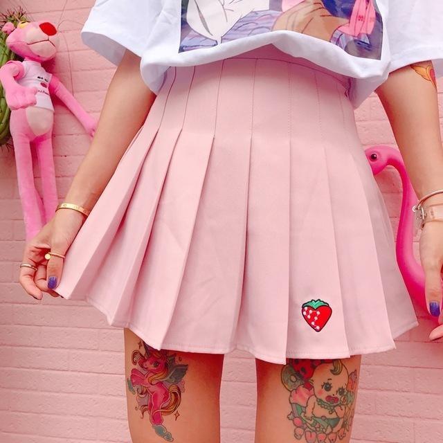 Strawberry Tennis Skirt - Pink / S