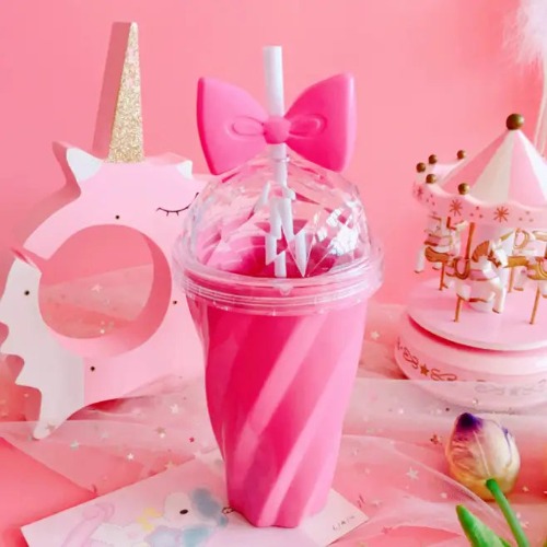 Pastel Princess Bow Water Bottle in Pink, Purple, Magenta, and Cyan - Magenta