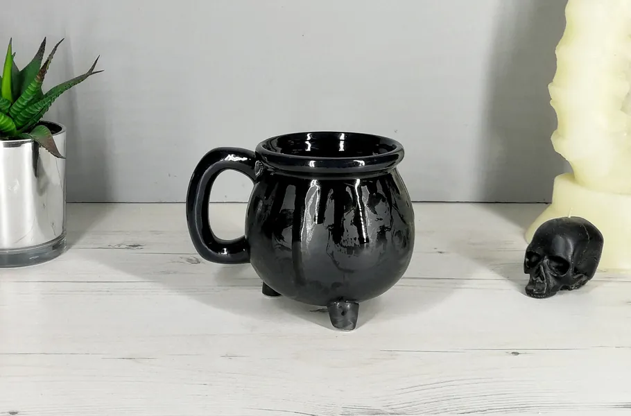 Black Cauldron Mug, Skull Cup, Witches Brew, Gothic Mugs, Weird and Wonderful, Unique Ceramic, Space Gift, Tea coffee Lover