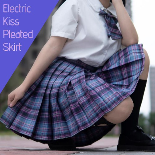 "Electric Kiss" Pleated Plaid Mini-Skirt | XL