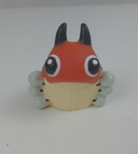 1999 Bandai Nintendo Pokemon Ledyba 1.75" Finger Puppet 