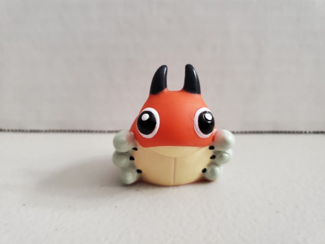 1999 Pokemon Bandai Finger Puppet Ladyba Figure