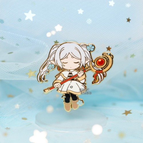 Frieren the Mage Hard Enamel Pin - [A Grade] / Locking Clasp