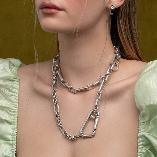 GWEN. Multi Wrap Chunky Chain - Silver | Silver