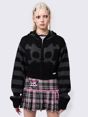 Whiskered Skull Cropped Knit Zip Up Hoodie | S / Black