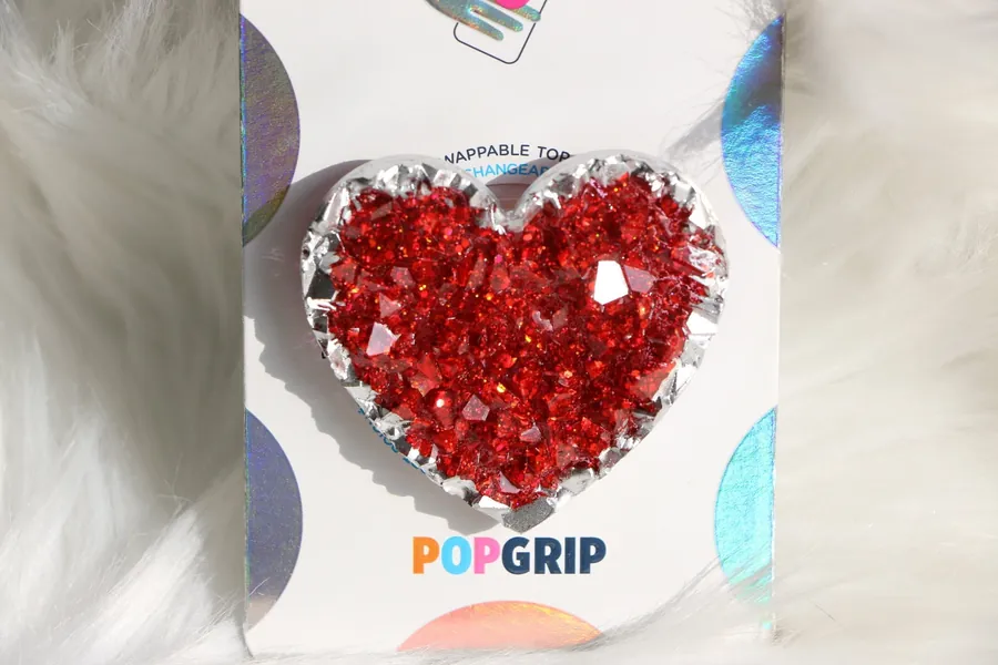 Red Silver Heart Geode Crystal Resin Phone Grip | Crystal Phone Grip | Geode Kindle Grip | Cute Phone Grip | Pretty Kindle Grip