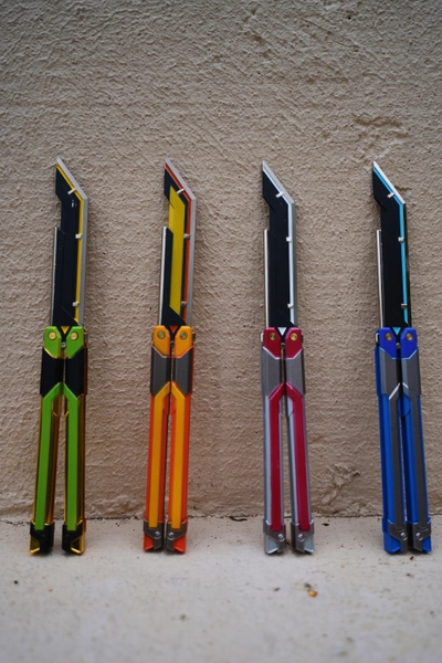 Full Metal RGX Butterfly Knife. RGX 11Z PRO Firefly. Video Game Toys. Cosplay Props. Video Game Replica. Gifts. Blunt Trainer